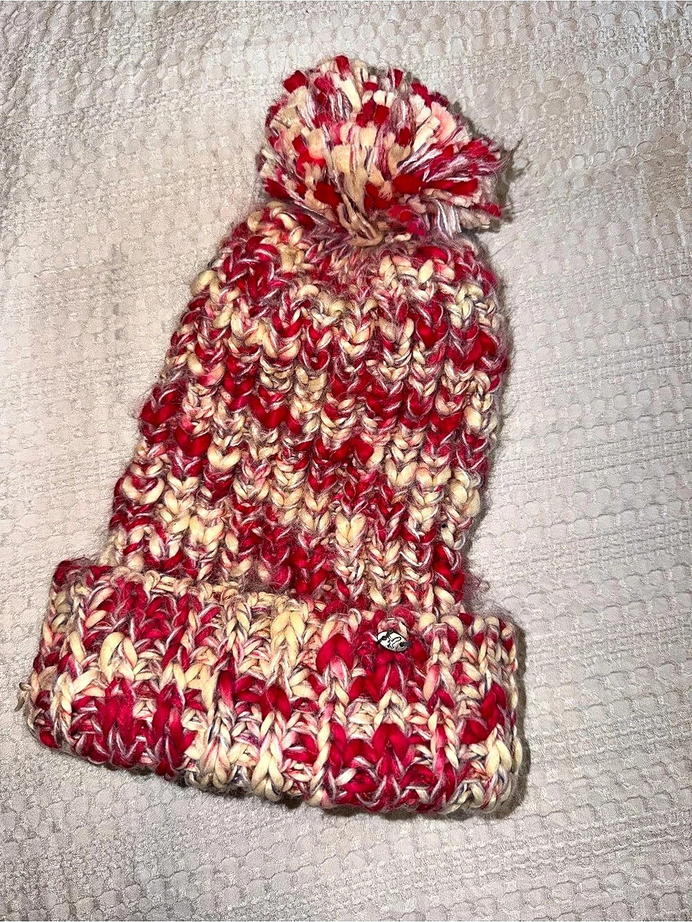 American Eagle Knit Pom-Pom Beanie in Pink & Cream Like New